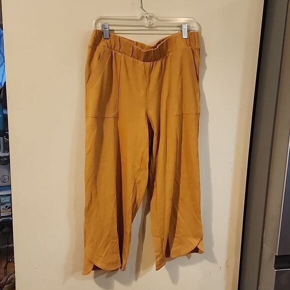 Beautiful J.JILL Purejill lounge pants crop medium petite NWT - Picture 1 of 5